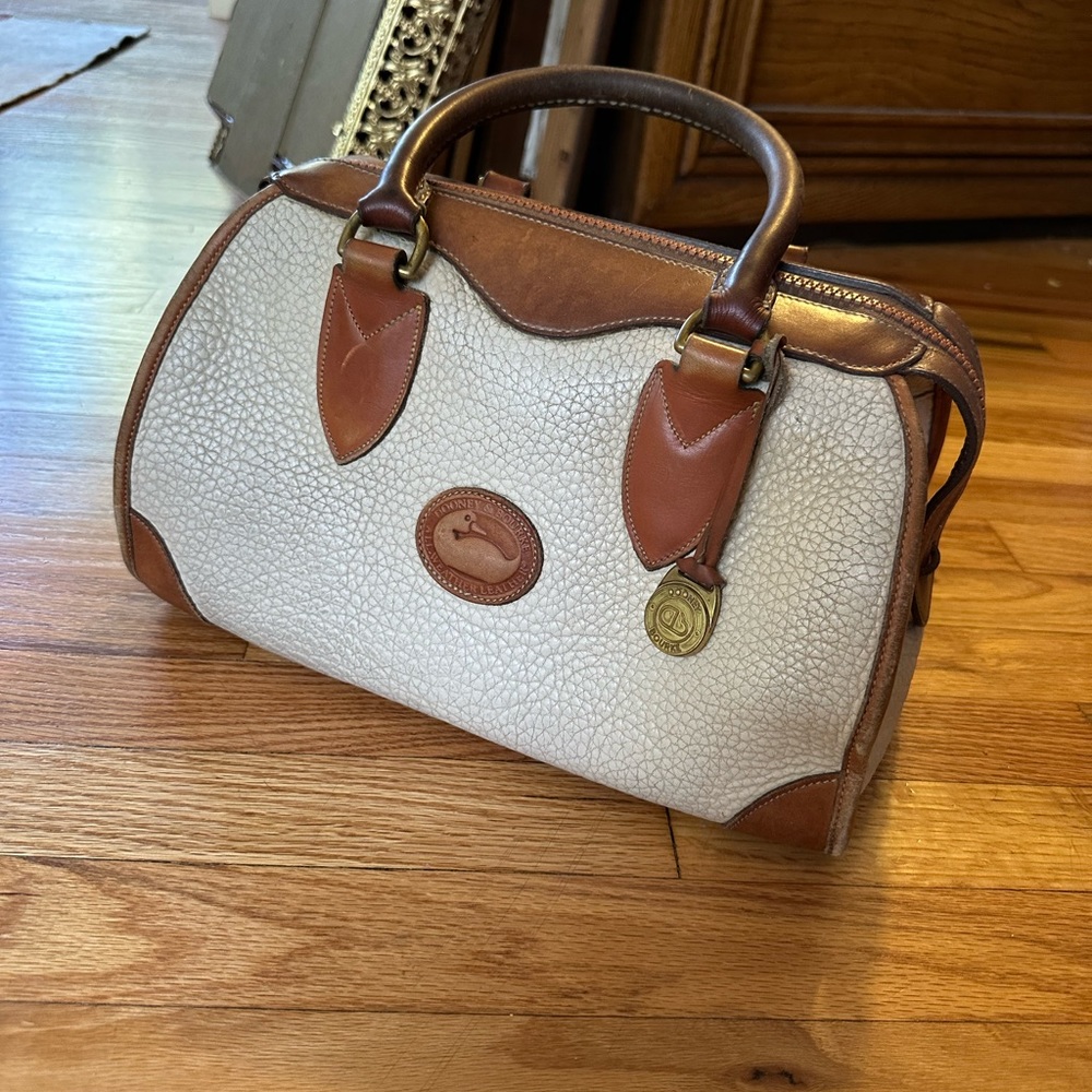 Vintage 80’s Dooney & Bourke Leather Handbag